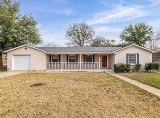 351 Santa Fe Dr, Woodway, TX 76712
