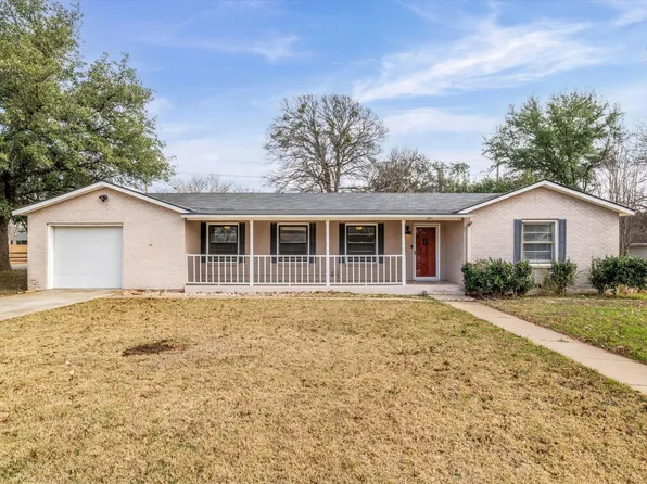 351 Santa Fe Dr, Woodway, TX 76712