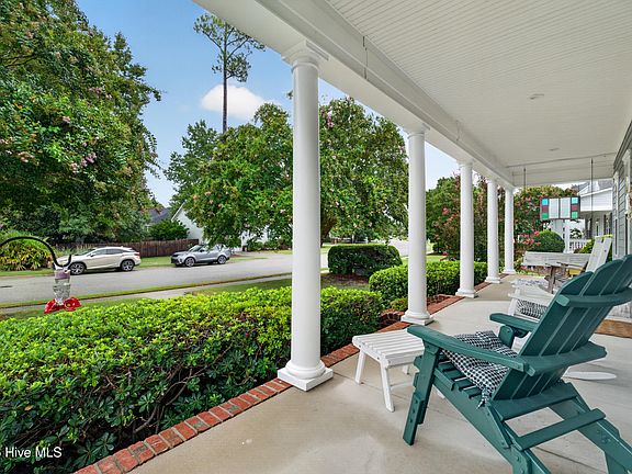 5th image of 314 Bayfield Drive