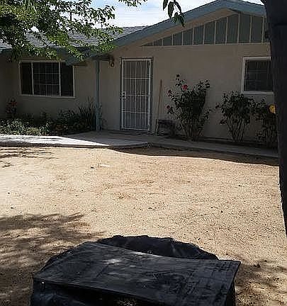 Front view fromStreet 