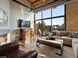 2210 W Wabansia Ave APT 407, Chicago, IL 60647