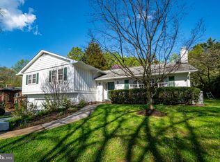 1047 Clover Dr, Mc Lean, VA 22101