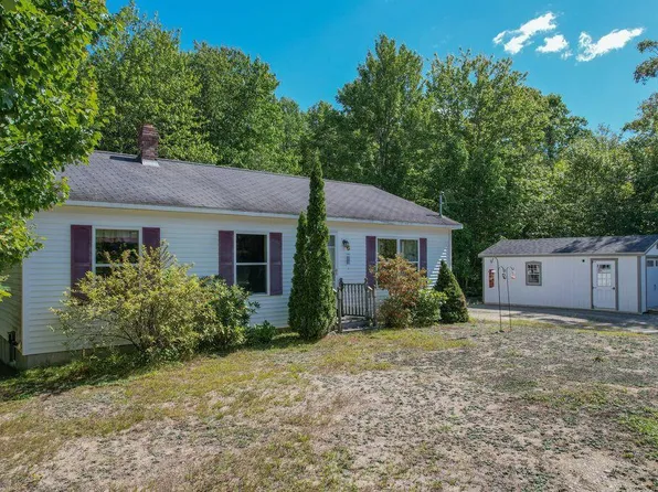 19 Benton Way, Ellsworth, ME 04605