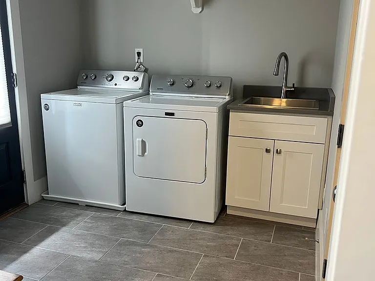 1318 Excelsior Grand Ave — Photo 21