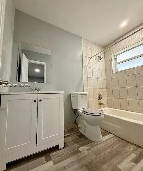 1532 SW 5th Pl #A1 — Photo 5