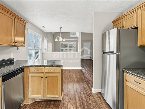 4th image of 4014 Snowbird Dr