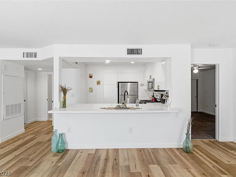 7950 W Flamingo Rd #1187 — Photo 13