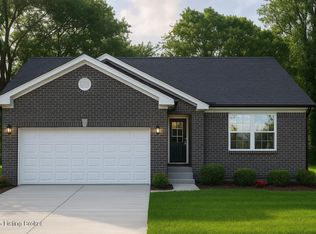 5211 Robbs Ln, Louisville, KY 40219