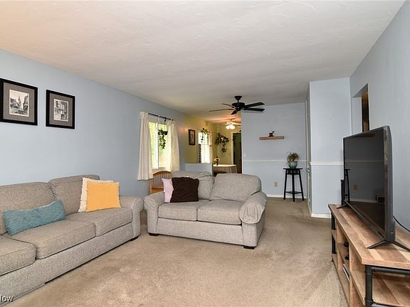 5th image of 17601 Naomi Ave