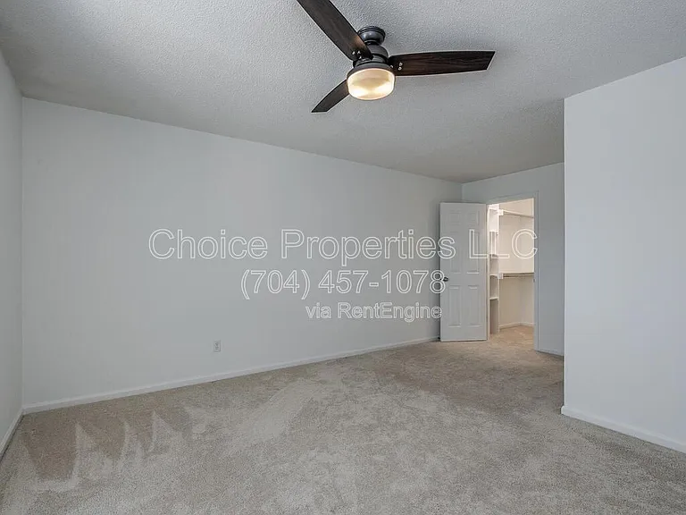 11042 Running Ridge Rd — Photo 11