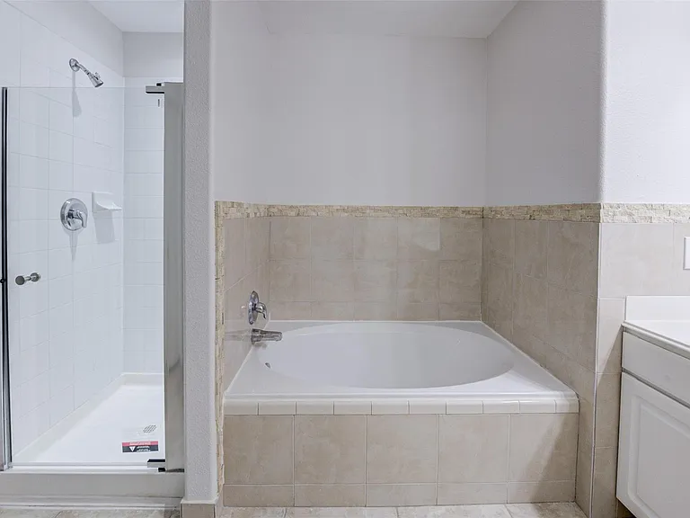 3118 Clipper Winds Way — Photo 11