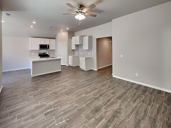 4th image of 9000 NW 127th St