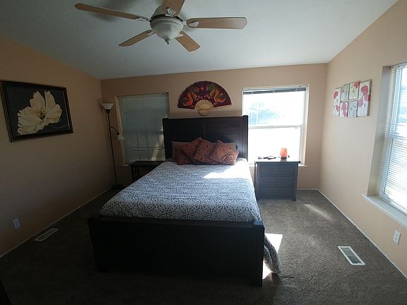 2nd image of 501 Tanglewood Dr