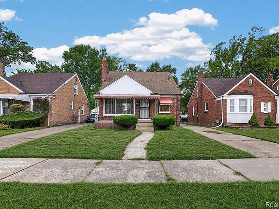 2nd image of 19461 Coyle St