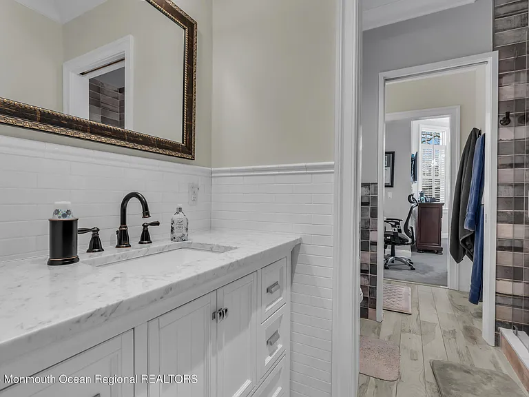 502 Brighton Ave — Photo 31
