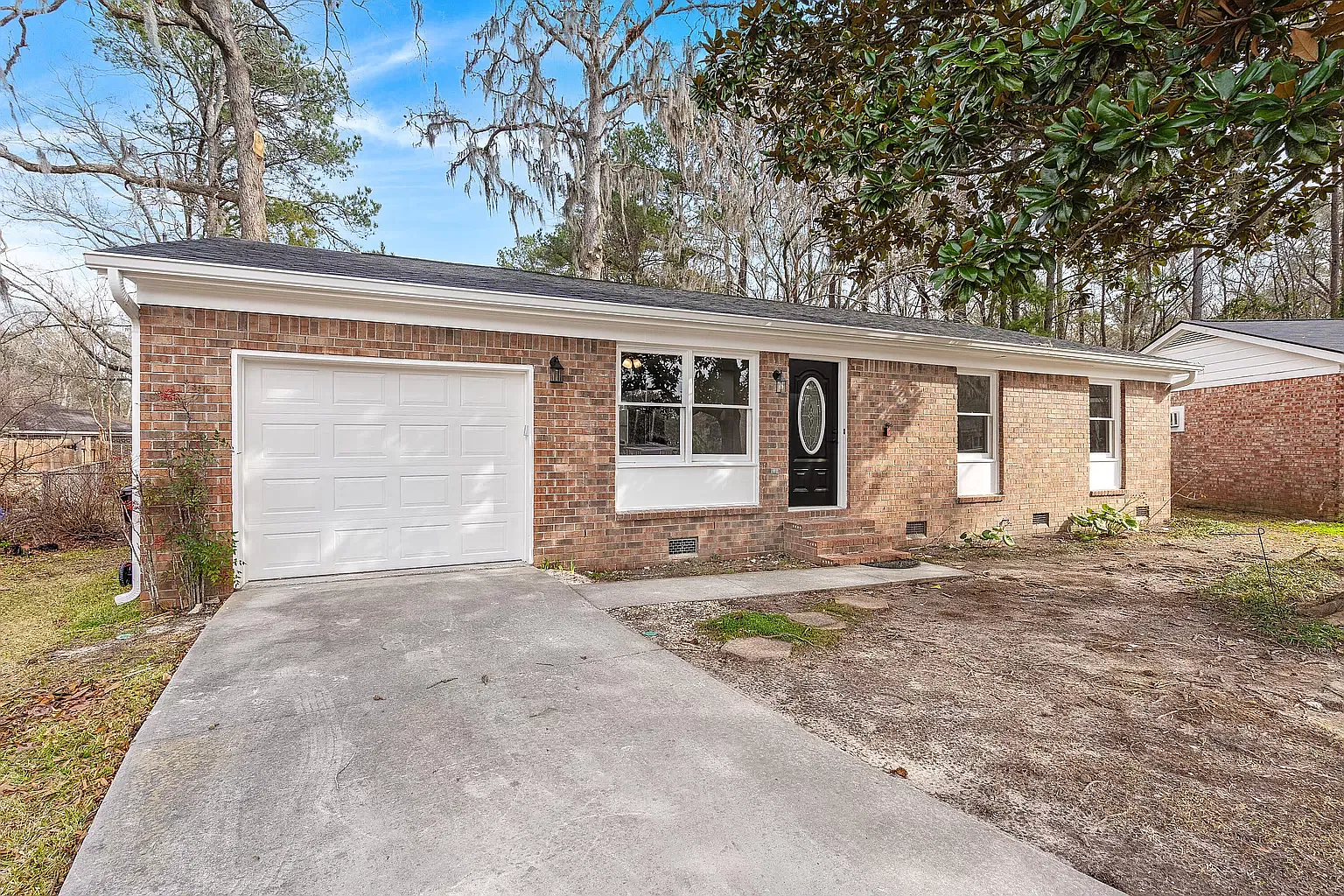 104 Red Cedar Dr — Photo 2