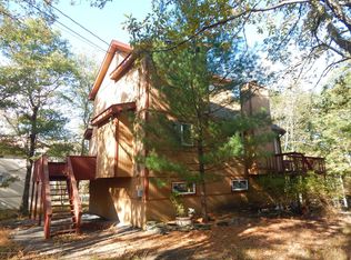 115 Totteridge Rd, Bushkill, PA 18324