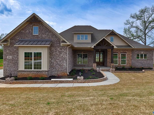 212 Idle Creek Dr, Huntsville, AL 35811