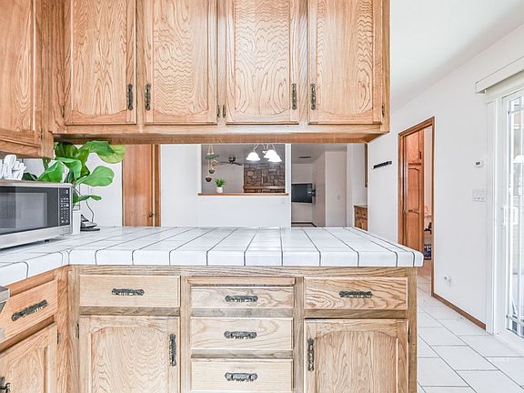 5th image of 412 Lorene Ct