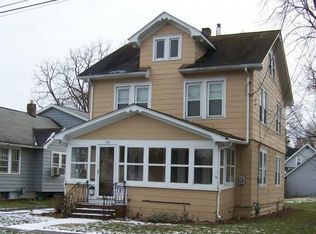 100 Hawthorne St, Vestal, NY 13850