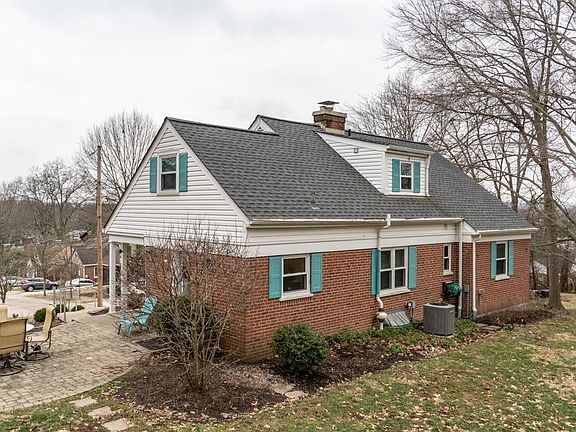 3rd image of 4319 Joan Pl