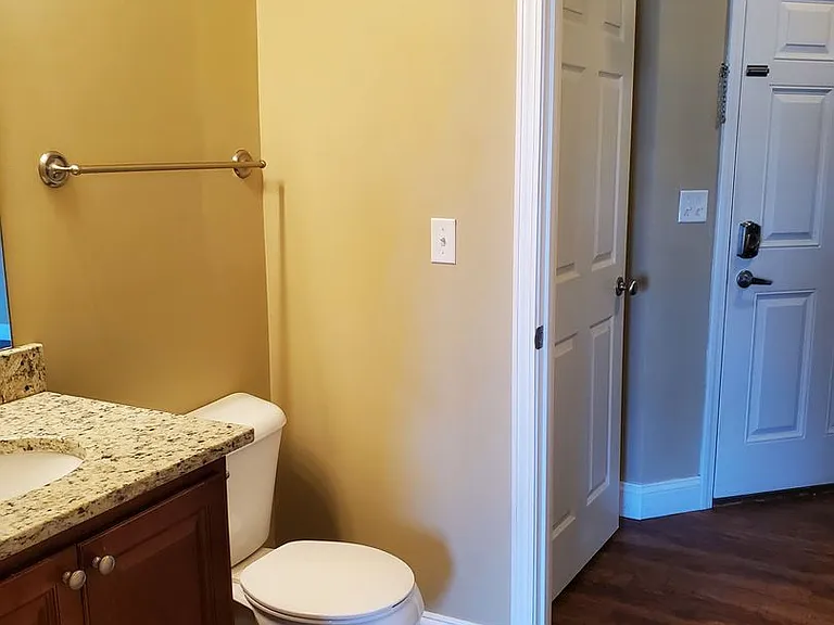 Sterling Ridge Apartments — Photo 33