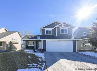 1519 Sunny Hill Dr, Cheyenne, WY 82001