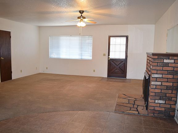 4th image of 200 N Palo Verde St