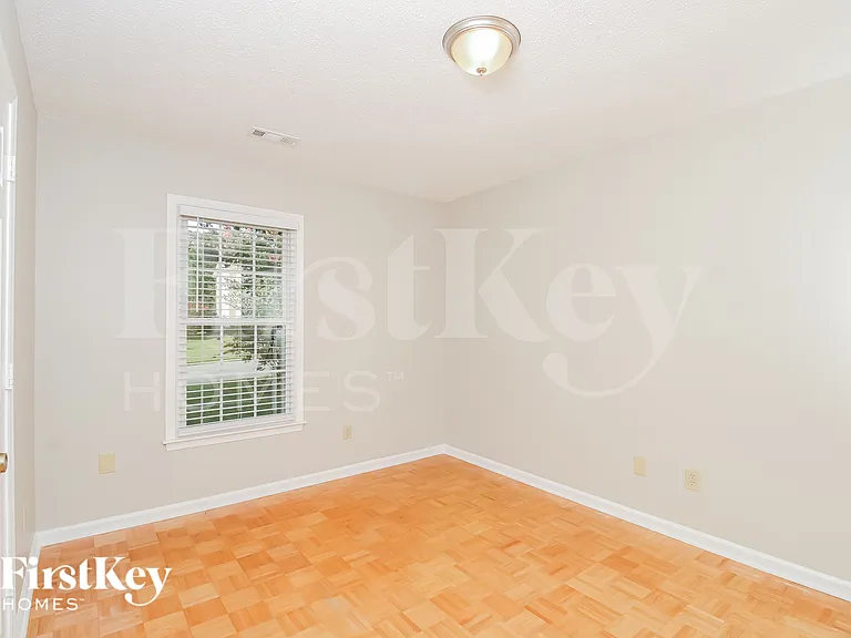 5807 Running Ridge Rd — Photo 12