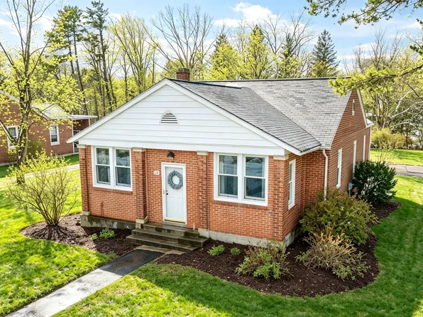 23 Auman St, Devens, MA 01434