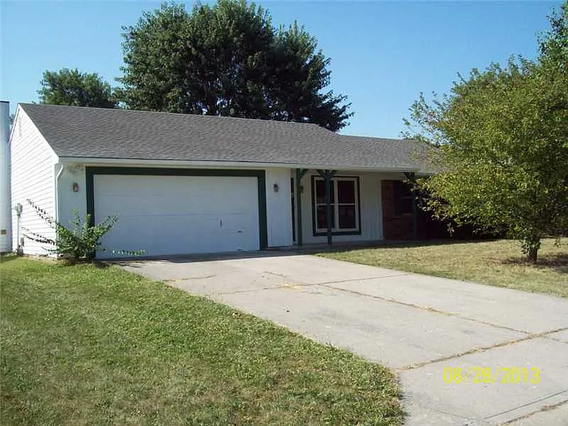 8129 Summertree Ct photo 1
