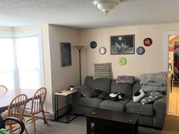 3rd image of 350 Main Street