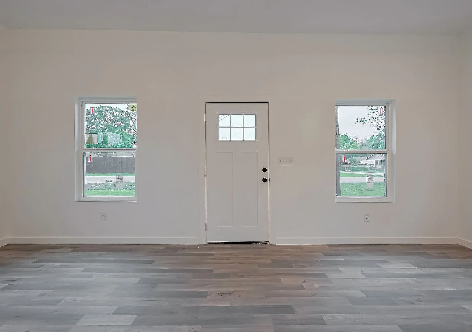 4-Bed, 2.5-Bath Home - Affordable South Houston Living Near Medical Center & Major City Access — Photo 2