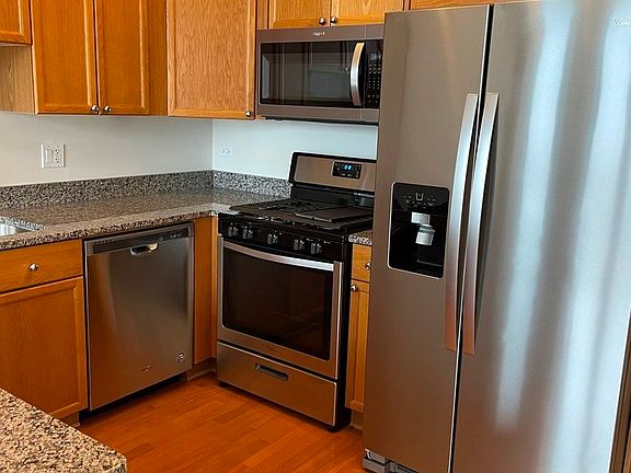 Dining/Kitchen