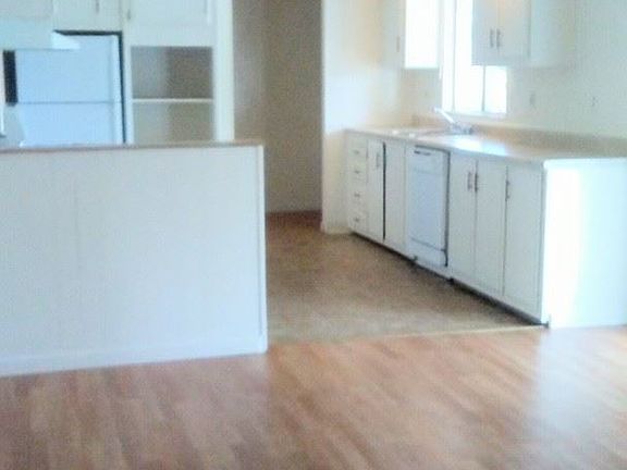 3rd image of 900 Henderson Ave Spc 77