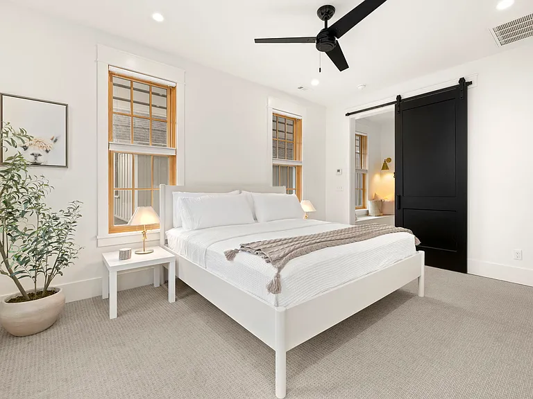 Bedroom #1 with King size bed
