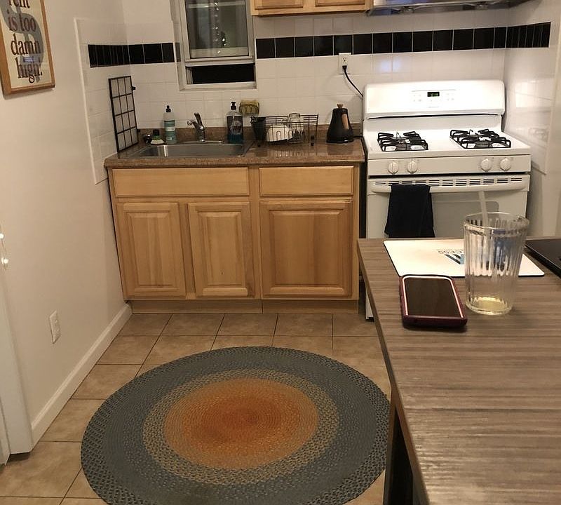 1st image of 87 Baxter St APT 13