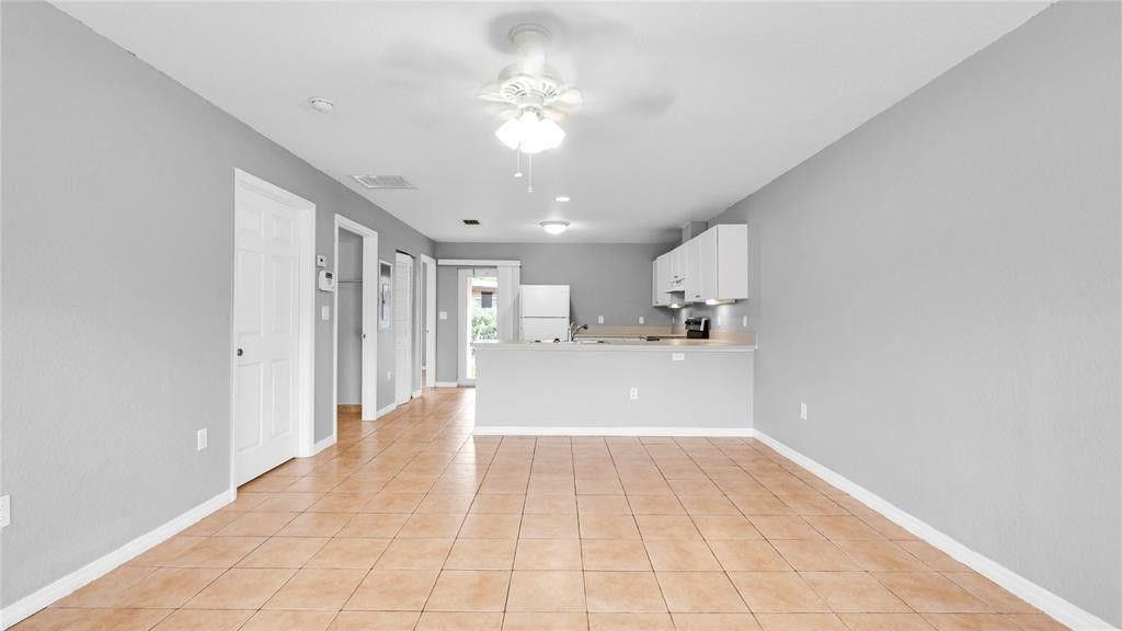 330 Avondale Drive, photo 8