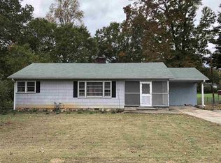 108 Oakleaf Dr, Landrum, SC 29356