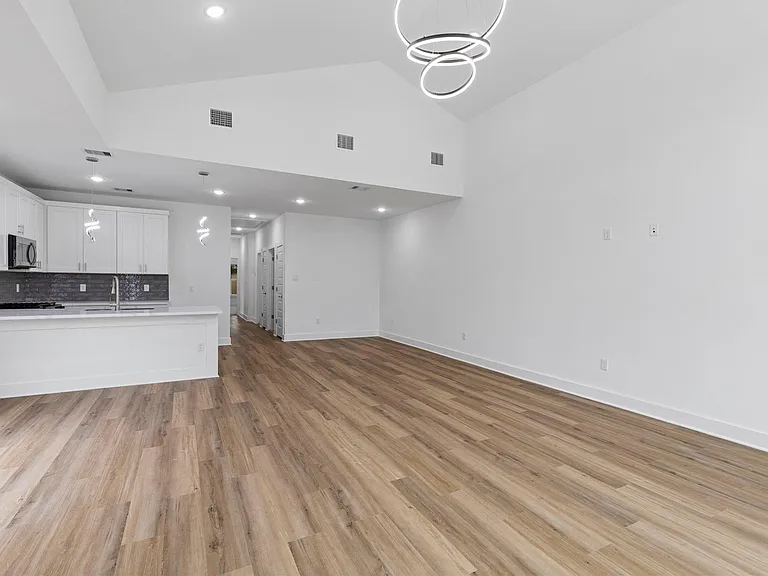 8109 Hamlet St #A — Photo 6