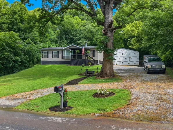 454 Duncan St, Newport, TN 37821