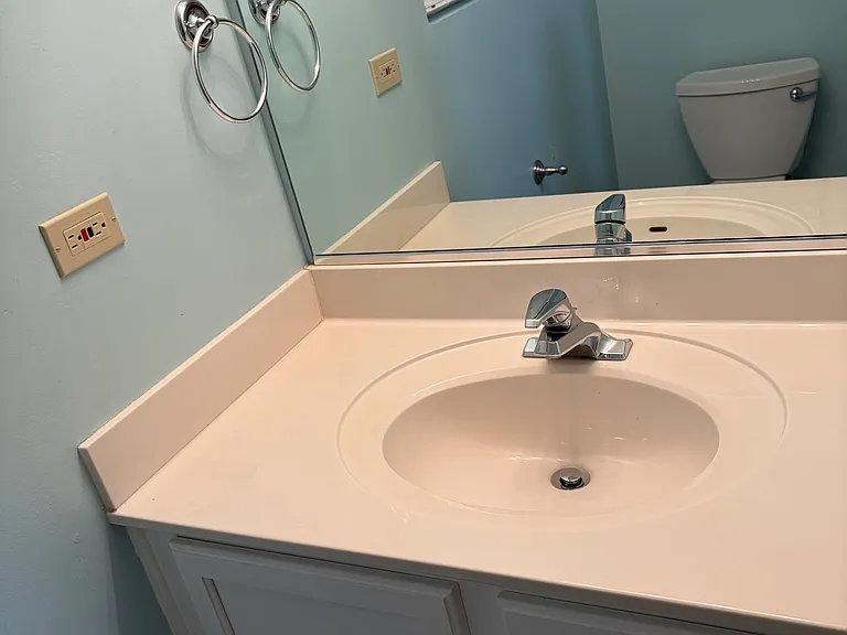 5807 Emerald Pointe Dr — Photo 10