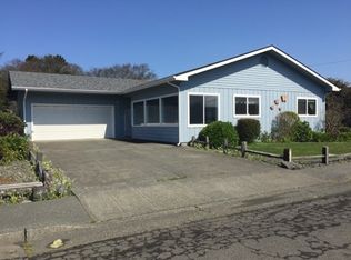 1301 S Pebble Beach Dr, Crescent City, CA