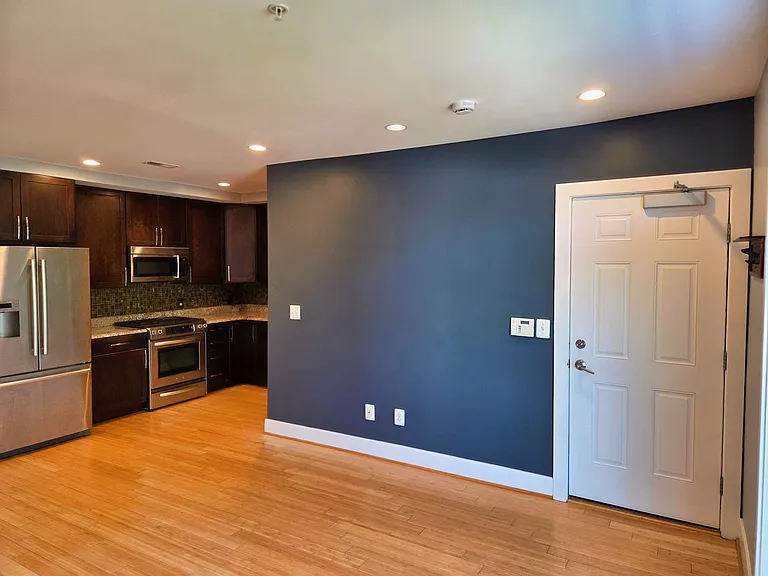 3404 13th St NW #201 — Photo 8