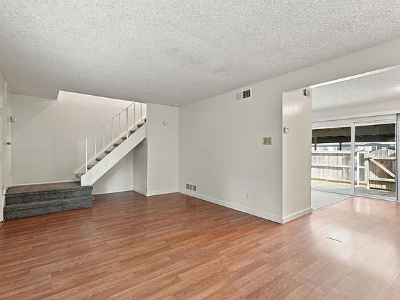 4th image of 8864 La Riviera Dr Unit B