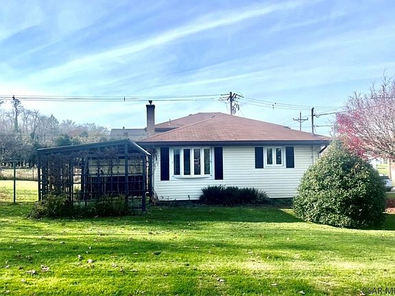 2nd image of 225 Furnari Ave