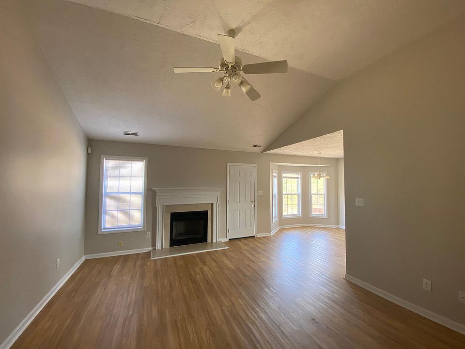 1st image of 497 Northwoods Dr