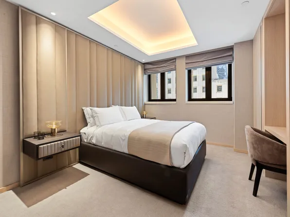 685 5th Avenue image 7 of 12