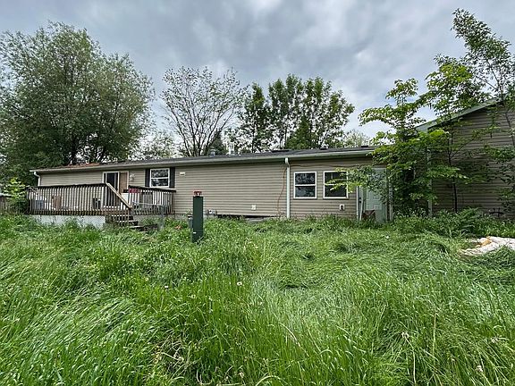 2nd image of 12183 120th St