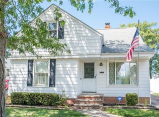 12325 Grannis Rd, Garfield Heights, OH 44125